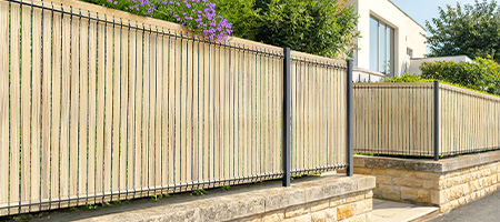 Osłona ogrodzeniowa